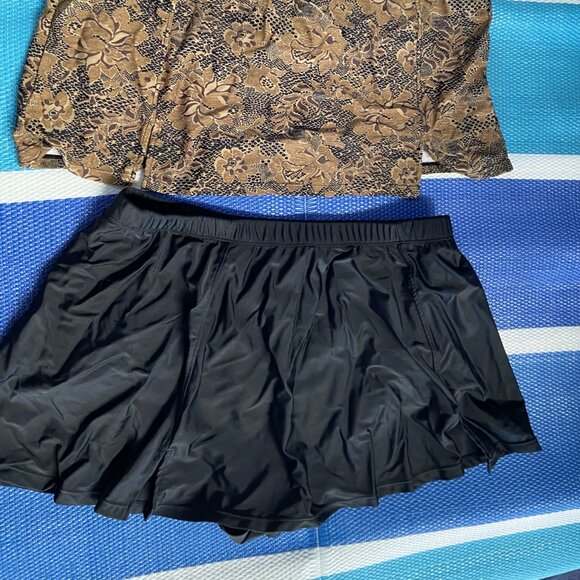 Blair 16W Gold / Black Two Piece Padded Swim Wear - Picture 3 of 12